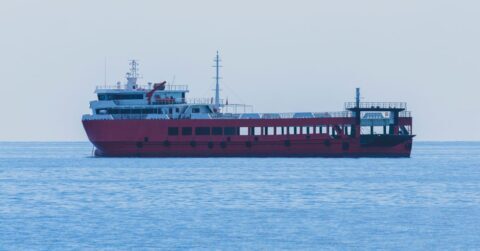 海洋構造物の塩害環境で使用される高耐食緩み止めナット